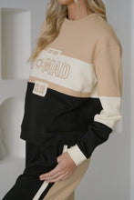 Load image into Gallery viewer, Boston Sweatshirt in Caramel/Black